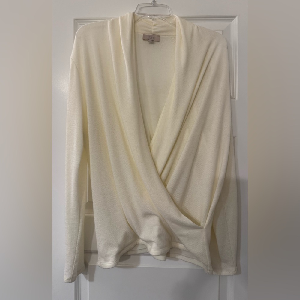 LOFT Cream V-Neck Women's Sweater